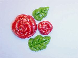 B55- 0670 – Folhas e Rosas – 2,5cm x 2,5cm(26)