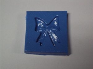 A59/1531 – Laço Presente – 3cm x 3,5cm(23)