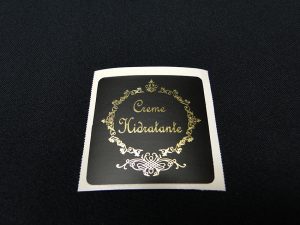 ETIQUETA HOTSTAMP CREME HIDRATANTE PRETO/OURO 2 PEÇAS